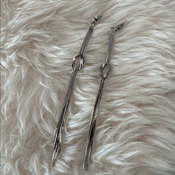 Jewelry - Silver Knot Drop Earrings